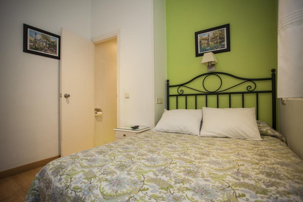 Ava Rooms Madrid Exterior photo