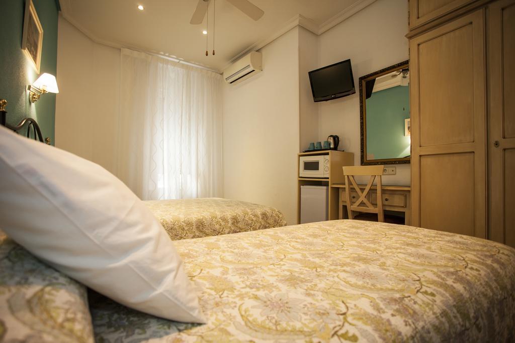 Ava Rooms Madrid Exterior photo