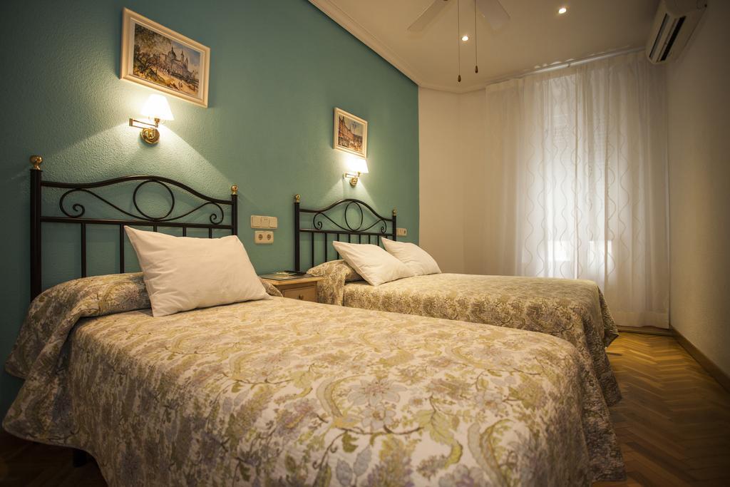 Ava Rooms Madrid Exterior photo